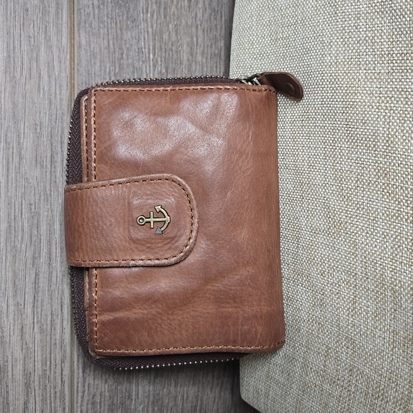Anthroplogie Harbour 2nd Brown  Leather Wallet - Picture 1 of 6